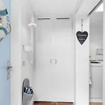 Jorek - 10m To The Fjord By Interhome *